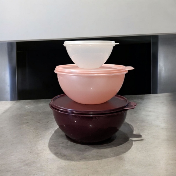 Tupperware Beautiful Bright and Colorful Set of  Wonderlier Mixing Bowls New - Picture 1 of 3